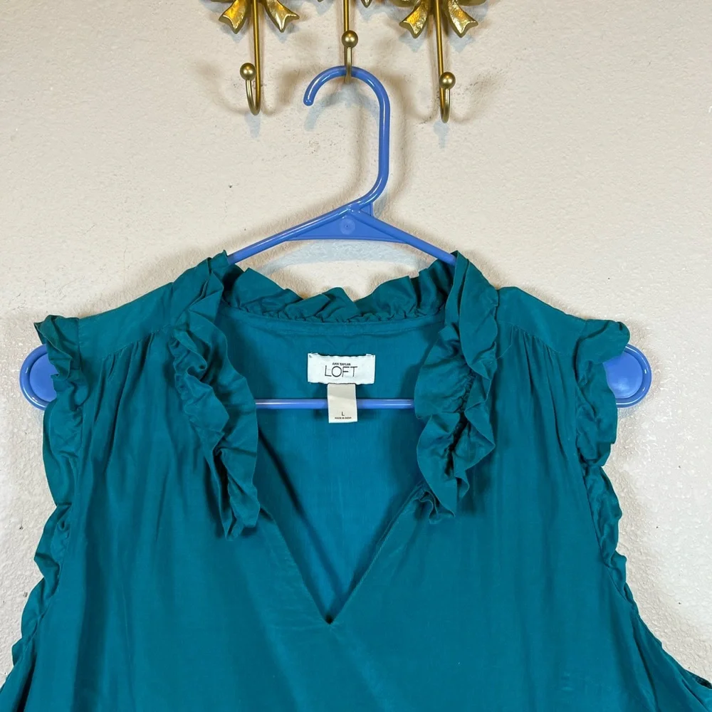 LOFT Teal Ruffle Sleeveless Blouse with a V-Neck. Fully Lined. Size L - Picture 2 of 5